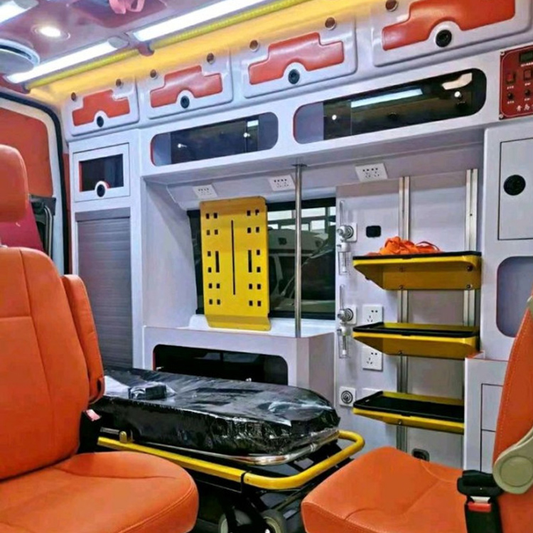姑苏长途救护车护送病人租赁价格